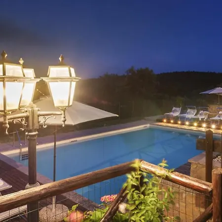 فيلة Vittoria D'anghiari 7&3, Emma