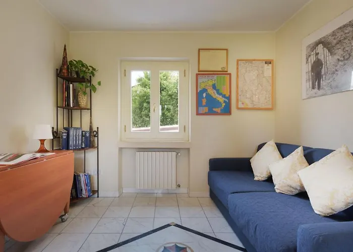 Vittoria D'anghiari 7&3, Emma فيلة *