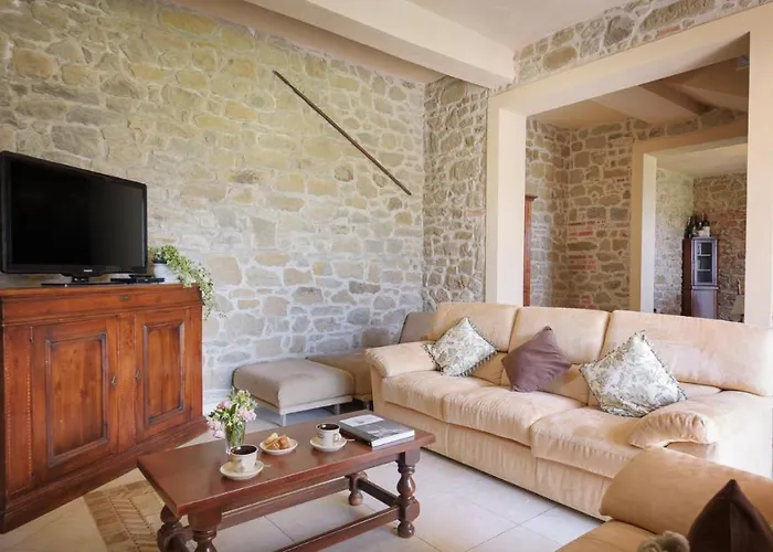 Vittoria D'anghiari 7&3, Emma أنغياري